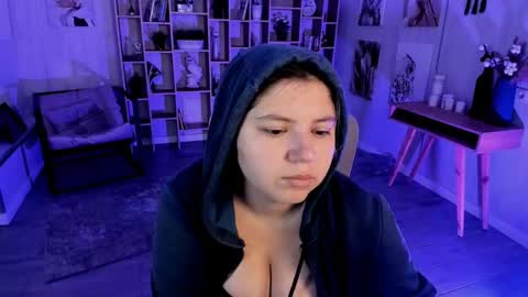 Dia online show from September 2025 07:30:01 PM