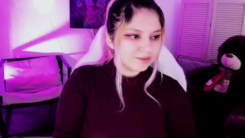 Dia online show from April 2026 08:06:02 PM