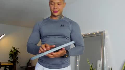 Diego online show from December 2024 03:28:02 AM