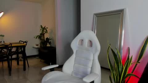 Diego online show from January 2025 02:25:01 AM