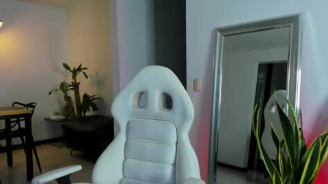 Diego online show from January 2025 01:01:01 AM