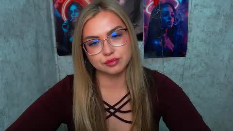 Snapshot of diamantkriss_ chatting on April 2026 07:01:01 AM Kriss online show from April 2026 07:01:01 AM