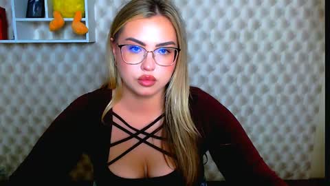 Snapshot of diamantkriss_ chatting on May 2026 09:50:02 AM Kriss online show from May 2026 09:50:02 AM
