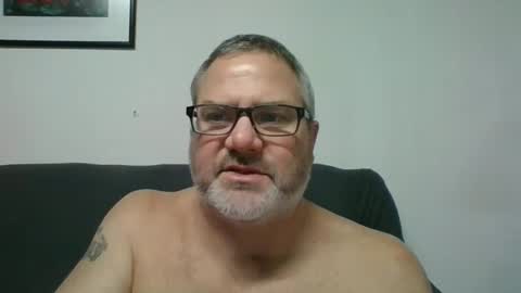 Snapshot of diamond_couple_82 chatting on January 2025 05:42:01 AM diamond_couple_82 online show from January 2025 05:42:01 AM