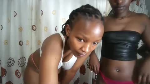 Snapshot of diamond_siren chatting on March 2026 08:04:01 PM Cutie online show from March 2026 08:04:01 PM