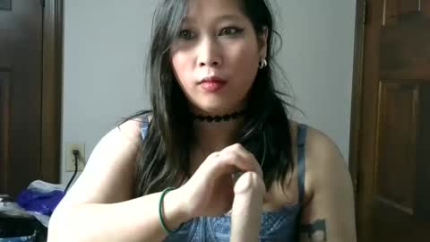 Snapshot of diamondshadows chatting on December 2024 11:36:01 AM Diamonds online show from December 2024 11:36:01 AM