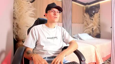 Snapshot of diamondss_1 chatting on May 2026 08:49:02 PM diamondss_1 online show from May 2026 08:49:02 PM