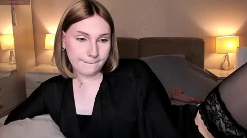 Snapshot of diana__rose chatting on June 2026 08:11:01 PM diana__rose online show from June 2026 08:11:01 PM