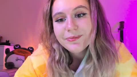 Diana online show from February 2025 03:38:01 PM