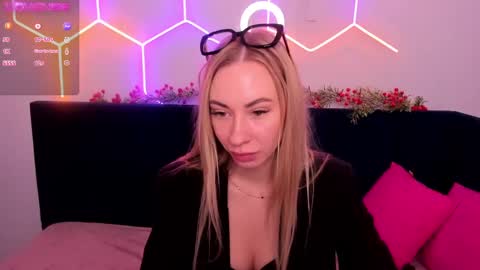 Snapshot of diana_garrett chatting on January 2025 04:50:02 AM Diana  online show from January 2025 04:50:02 AM
