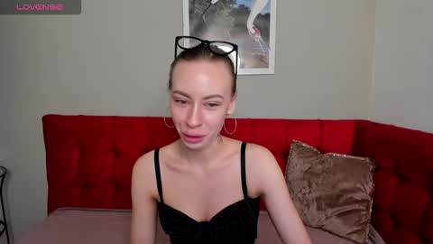 Snapshot of diana_garrett chatting on September 2025 02:02:01 AM Diana  online show from September 2025 02:02:01 AM