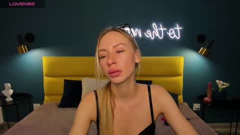 Snapshot of diana_garrett chatting on October 2025 01:38:01 AM Diana  online show from October 2025 01:38:01 AM