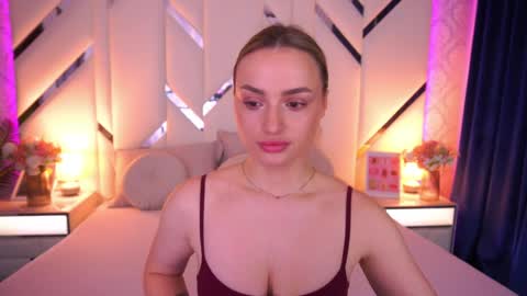 Snapshot of diana_nova chatting on May 2026 06:43:02 AM diana_nova online show from May 2026 06:43:02 AM
