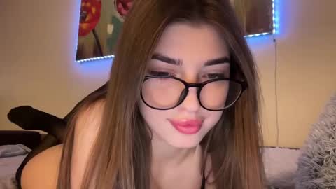 Snapshot of dianaa_lee chatting on October 2025 12:00:01 AM DIANA online show from October 2025 12:00:01 AM