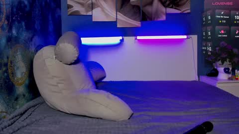 Diana online show from January 2025 10:23:01 PM