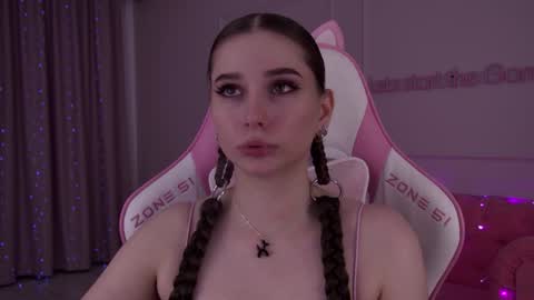 Diana online show from January 2025 09:52:02 PM