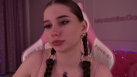 Diana online show from January 2025 04:04:01 AM