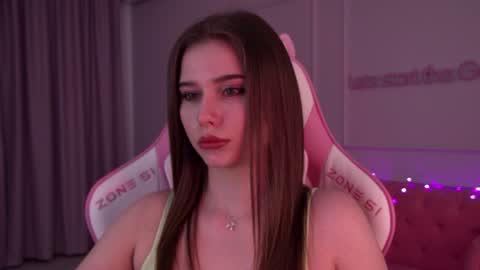 Diana online show from January 2025 12:15:01 AM