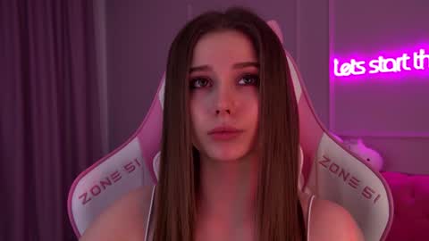 Diana online show from January 2025 09:19:01 PM