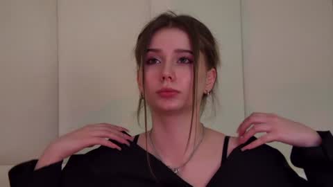 Diana online show from February 2025 04:37:02 AM