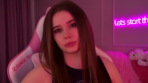 Diana online show from February 2025 09:40:01 PM