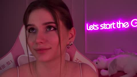 Diana online show from February 2025 04:37:02 AM