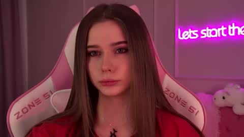 Diana online show from February 2025 06:16:01 PM