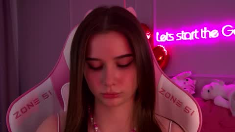 Diana online show from February 2025 04:04:02 AM