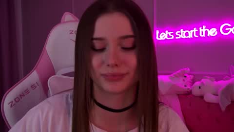 Diana online show from February 2025 12:14:01 AM