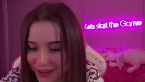 Diana online show from March 2025 10:05:02 PM