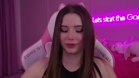 Diana online show from March 2025 09:25:02 PM