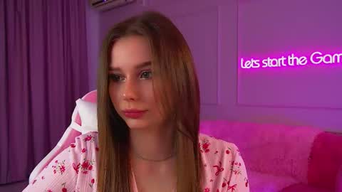 Diana online show from September 2025 06:34:01 PM