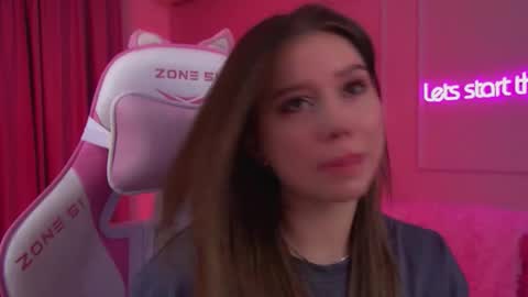 Diana online show from February 2026 06:26:02 PM