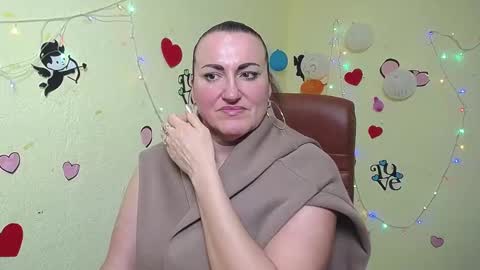 Diana online show from March 2025 12:15:01 PM