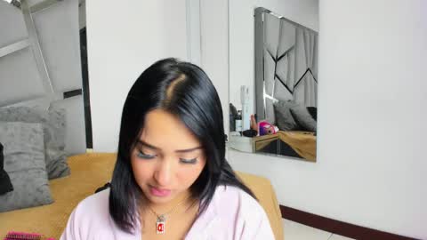 dianarous online show from October 2025 02:45:01 AM