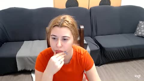 Snapshot of dianasmiey7 chatting on January 2025 09:20:01 PM dianasmiey7 online show from January 2025 09:20:01 PM