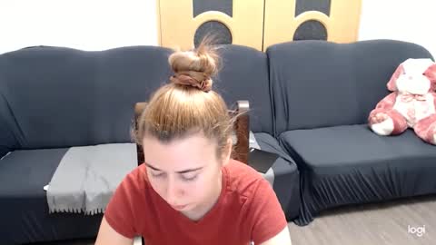 Snapshot of dianasmiey7 chatting on January 2025 10:54:01 AM dianasmiey7 online show from January 2025 10:54:01 AM