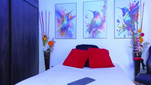 Ana  Leo online show from December 2024 11:54:02 AM