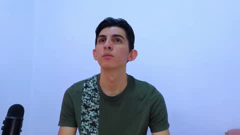 Ana  Leo online show from February 2025 12:04:02 PM