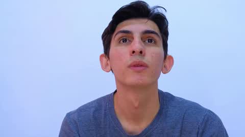 Ana  Leo online show from February 2025 12:50:01 PM