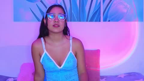 Ana  Leo online show from November 2025 01:59:02 PM