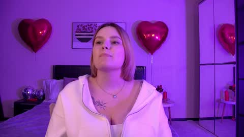 Diane Mills online show from February 2025 01:38:01 AM