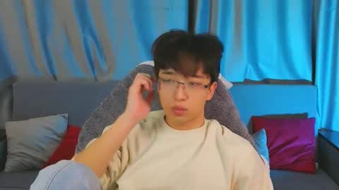 Adam online show from February 2026 02:32:02 PM