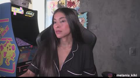 Melania   -    online show from December 2025 08:38:02 PM