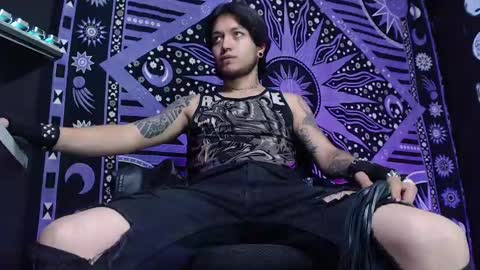 DICAPRIO online show from February 2025 06:01:02 PM