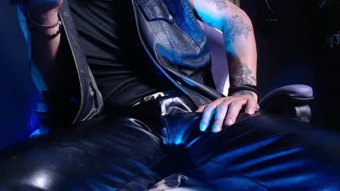 DICAPRIO online show from April 2026 03:01:04 AM