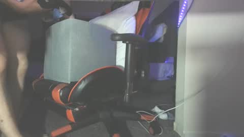 Dick And Muscle online show from October 2025 10:16:01 PM