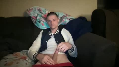 Snapshot of dickabitchdown chatting on January 2025 09:43:02 AM DickABitchDown Alexys real spanishmami online show from January 2025 09:43:02 AM