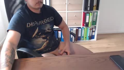 dickeeier96 online show from May 2026 12:54:02 PM