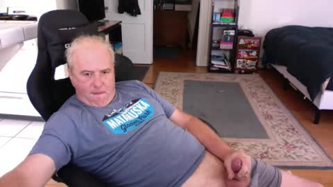 Snapshot of dickflasher5 chatting on November 2025 05:25:02 PM Richard Fleischer online show from November 2025 05:25:02 PM